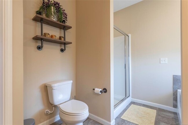 Building Photo - 820 Sunset Ct