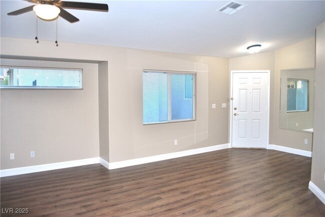 Building Photo - 9955 Burton Lake Ct