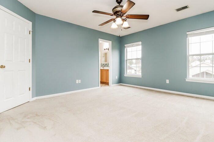 Building Photo - 101 Glenlivet Ct