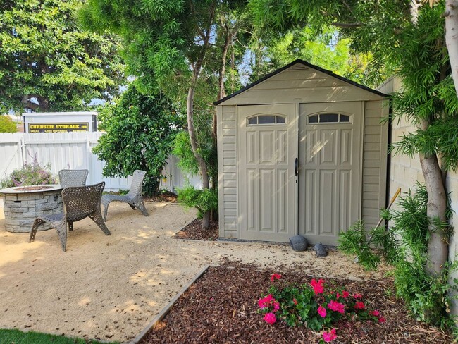 Building Photo - Enchanting REMODELED Craftsman SFR in the ...