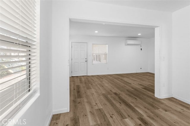 Building Photo - 676 W Glenoaks Blvd