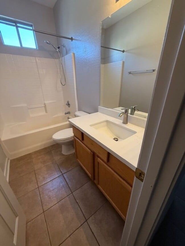 Building Photo - 1 Year rental only - 3-bedroom 2 bath Home...