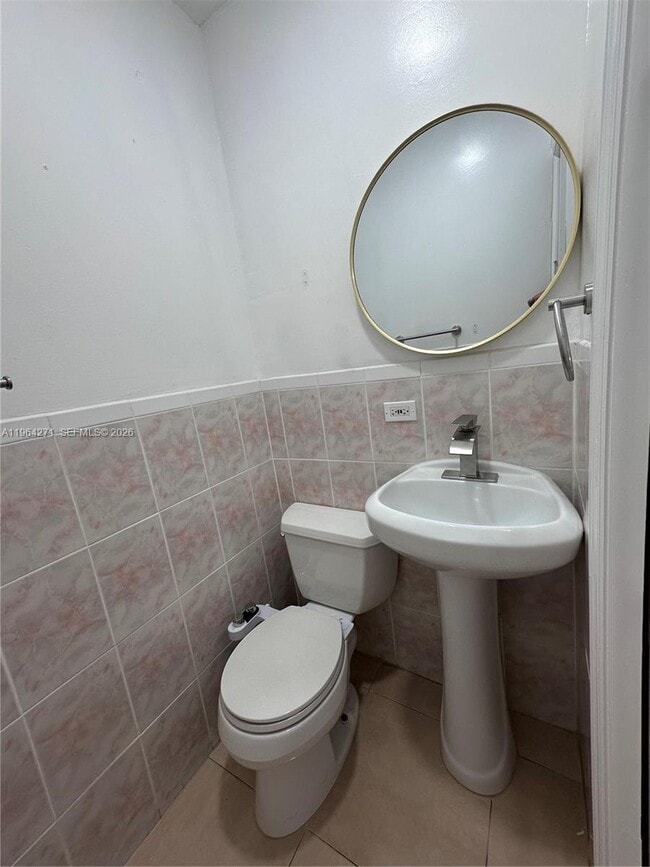 Building Photo - 30021 SW 160th Ave