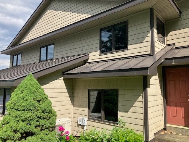 Building Photo - 20 Bonardi Dr