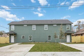Building Photo - 5707 Senior St