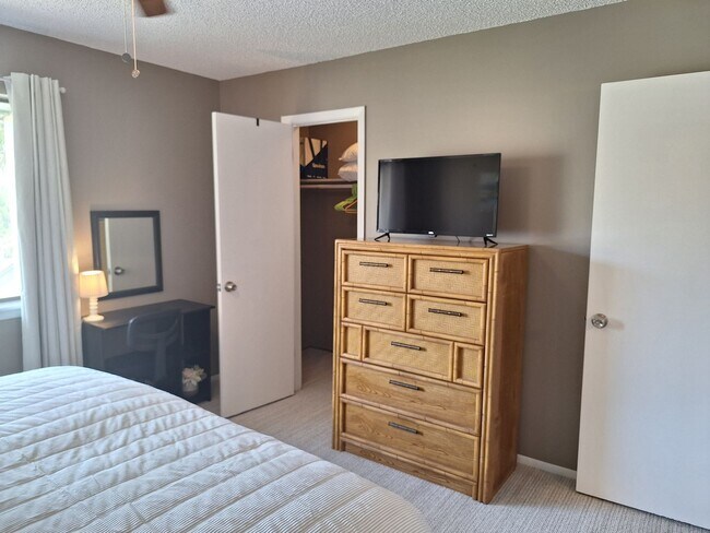 Building Photo - FURNISHED MONTHLY RENTAL - SUGAR MILL / PI...