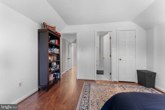 Building Photo - 7020 Venus Ct