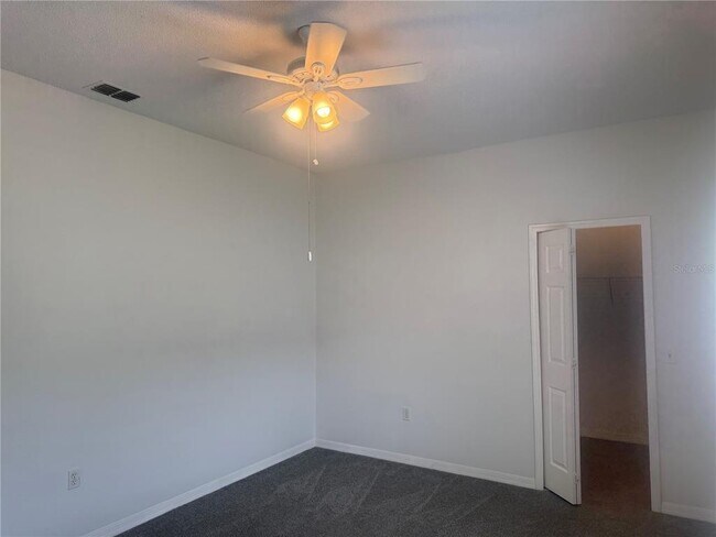 Building Photo - 327 Alegriano Ct