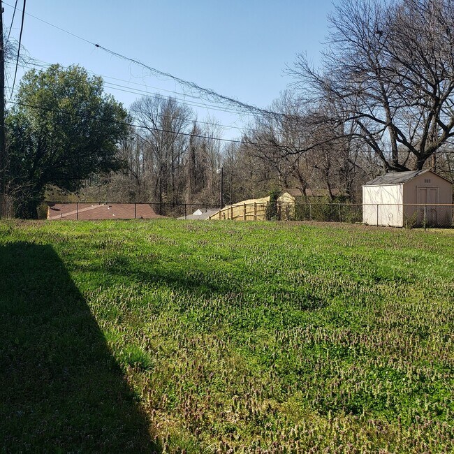 Building Photo - 407 Argo Ave