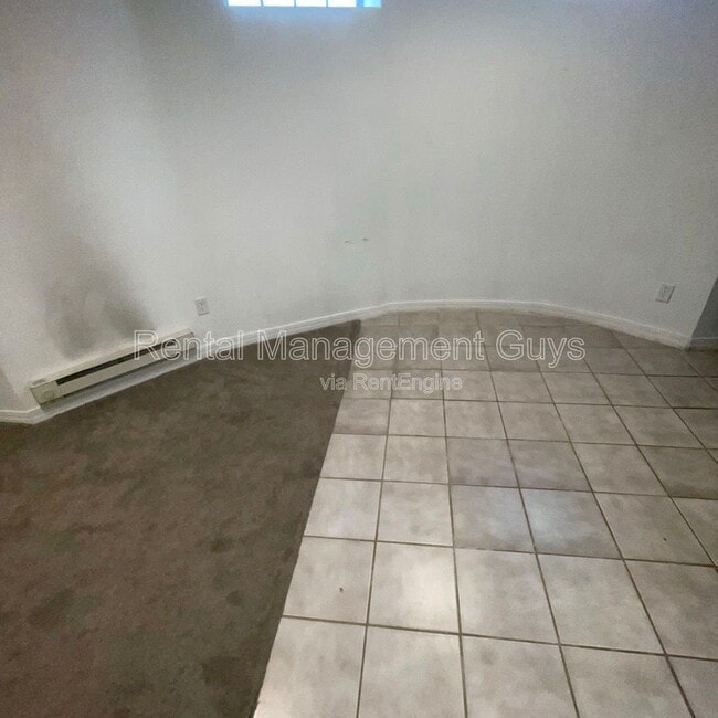 Building Photo - 2021 3rd Ave S