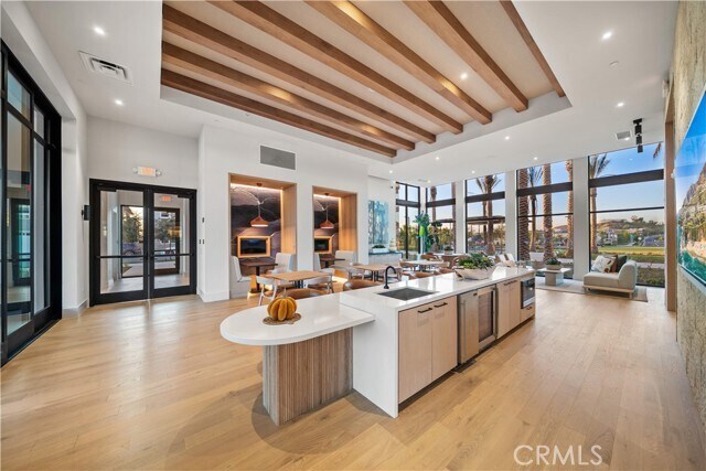 Building Photo - 360 Riverbend