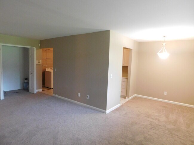 Building Photo - 30042 W 12 Mile Rd