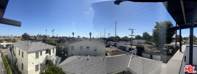 Building Photo - 1900 20th St