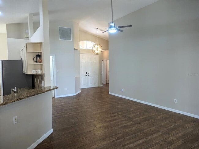 Building Photo - 4115 63rd Terrace E