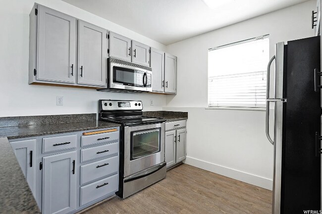 Building Photo - 1162 E 6600 S