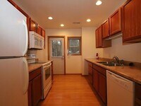 Building Photo - 520-524 S Park St