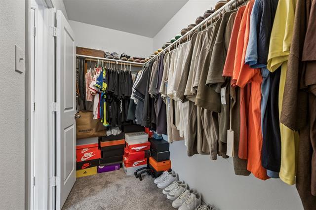 Building Photo - 4001 Fairmont Ln