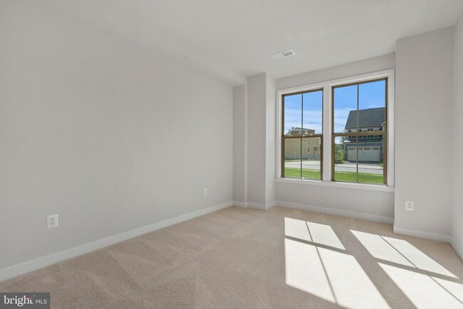 Building Photo - 6005 Walleye Pl