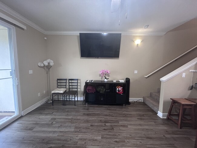 Building Photo - 92-1524-1524 Ali'inui Dr