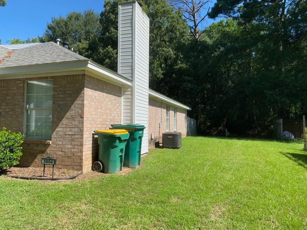 Building Photo - 3904 Wren Rowe Dr