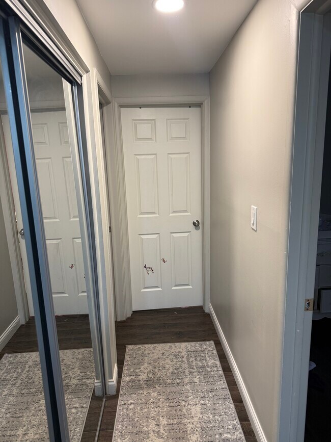 Building Photo - 36969 Lancaster St