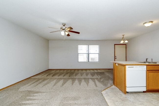 Building Photo - Half Off the First Month's Rent