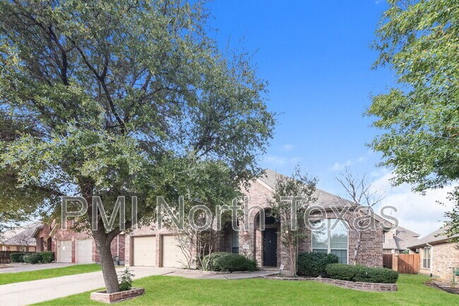 Building Photo - 2677 Pine Trail Dr