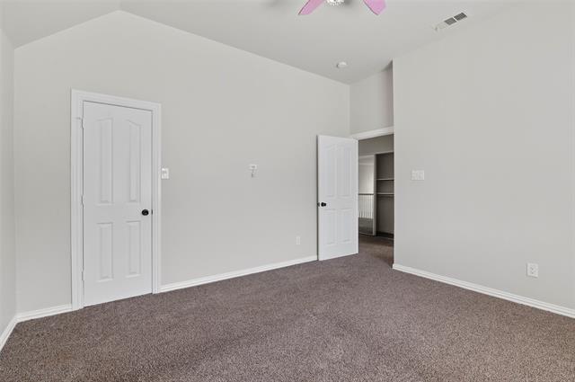 Building Photo - 1309 Greenway Park Dr