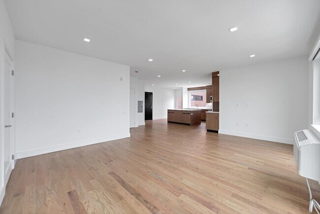 Building Photo - 8404 4th Ave