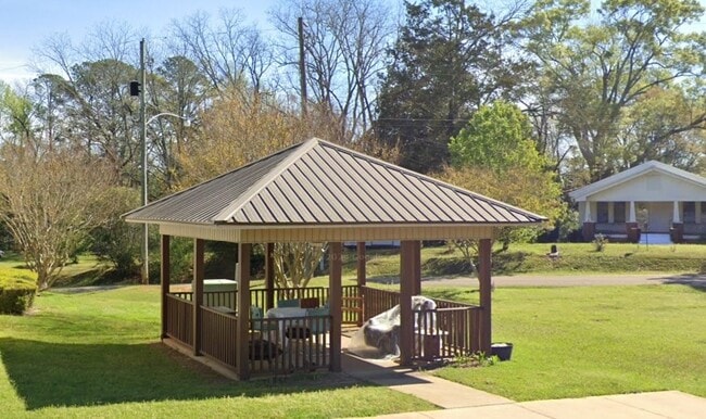 Building Photo - 1 Ivy St