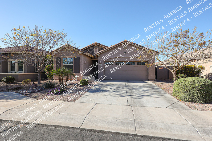 Building Photo - 3923 E Desert Broom Dr