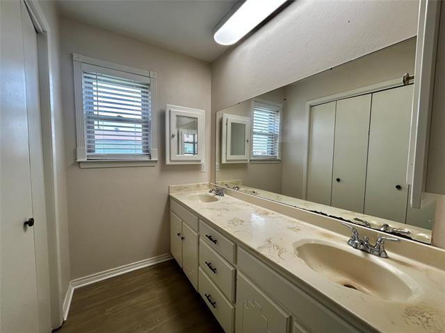 Building Photo - 6209 Gayle Dr