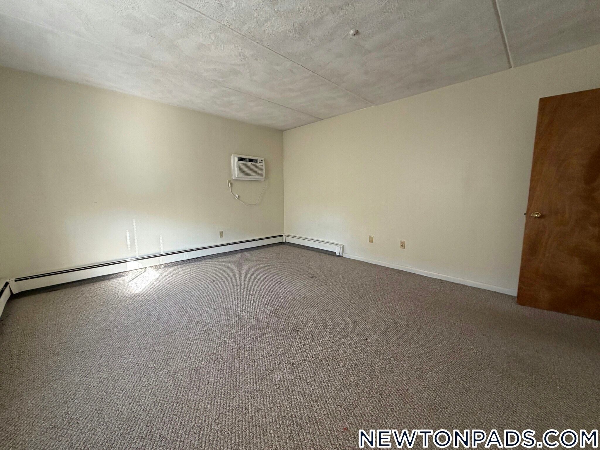 Building Photo - 175 Adams St