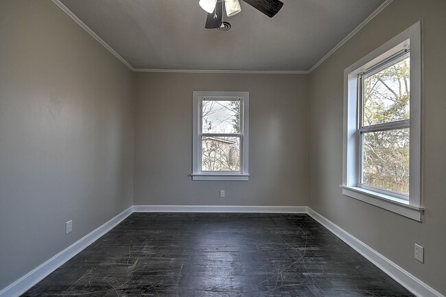 Building Photo - 108 Cottonwood Dr