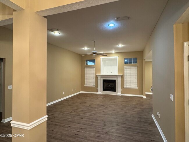 Building Photo - 4011 Brently Cir