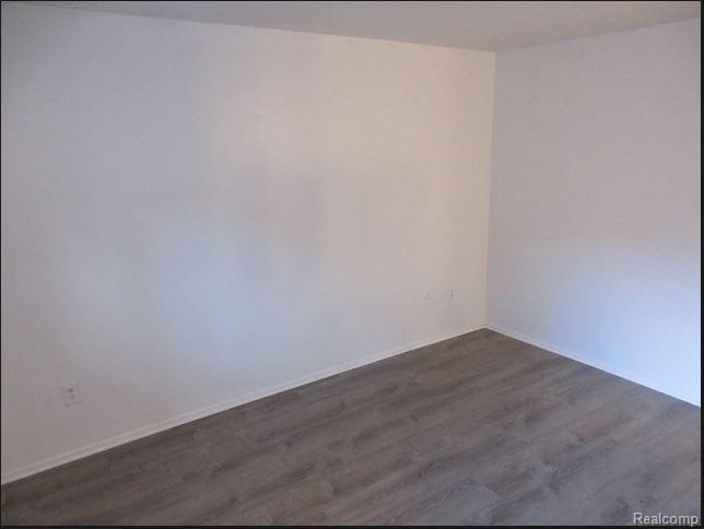 Building Photo - 31831 Grand River Ave