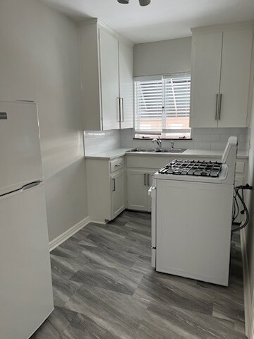 Unit 304 quiant kitchen - 501 Garfield St