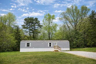 Building Photo - 204 Oregon Trail