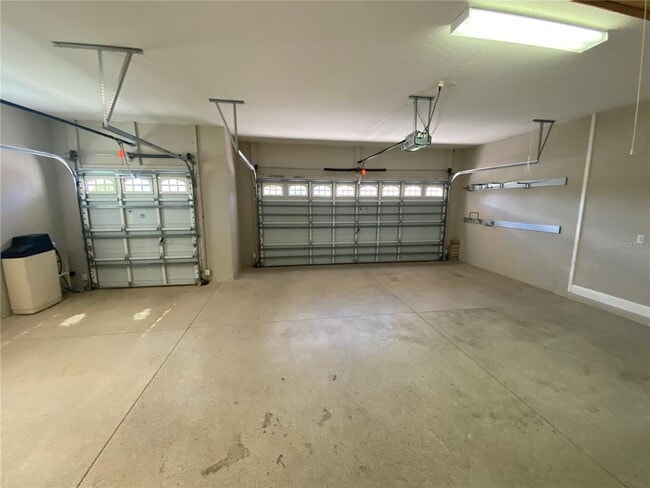 Building Photo - 627 Quinby Way