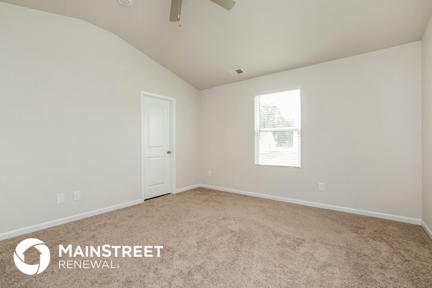 Building Photo - 416 Brisk Dr