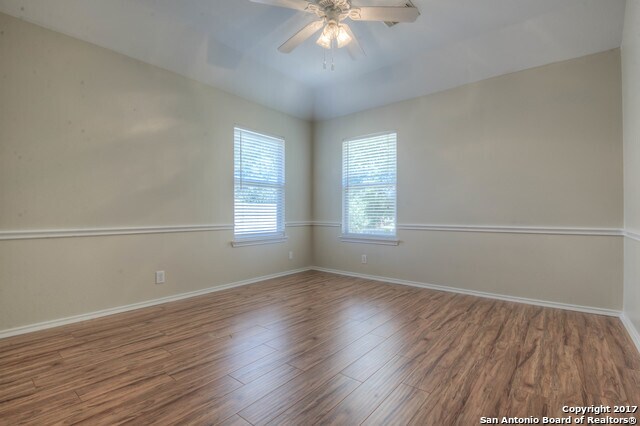 Building Photo - 3913 Arroyo Del Sol