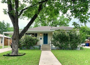 Building Photo - 1302 Pasadena Dr