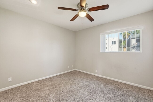 Building Photo - **Charming Condo Located in Central Phoenix**