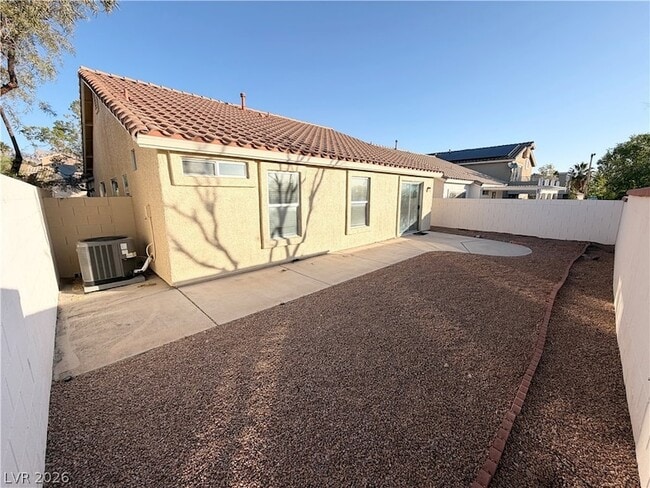 Building Photo - 1824 Cedar Flat Ln