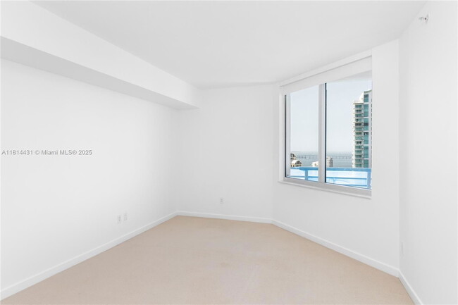 Building Photo - 335 S Biscayne Blvd