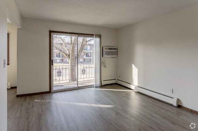 2BR, 1BA - 795SF - Living Room - Terrace Manor
