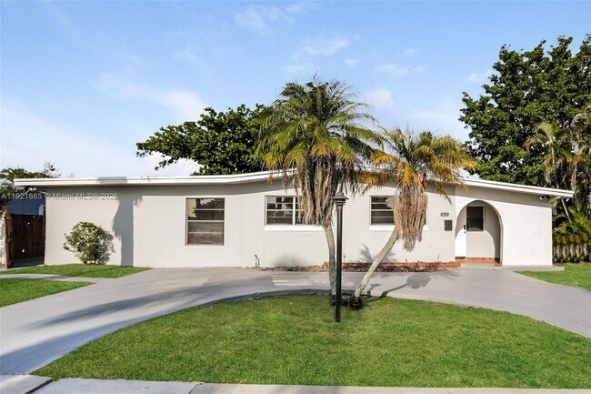 Primary Photo - 5835 SW 117th Ave