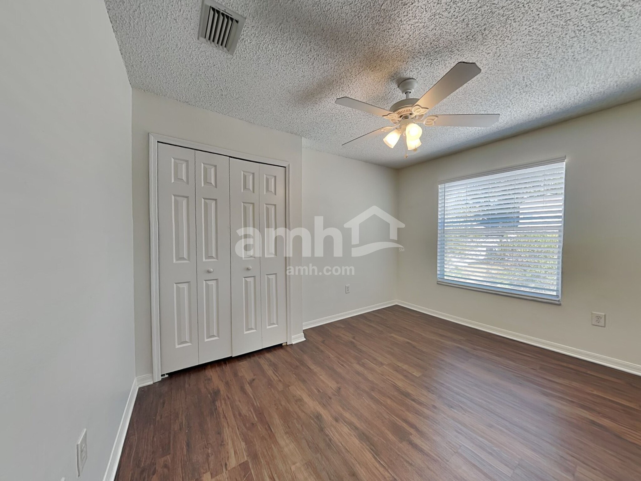 Building Photo - 716 Grand Canyon Dr