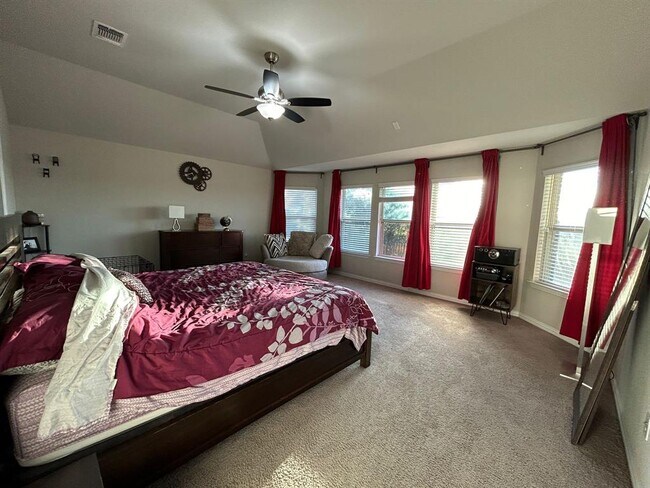 Building Photo - 2937 Diego Dr