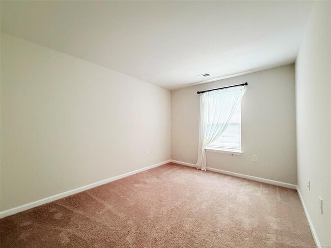 Building Photo - 121 Capeside Ct